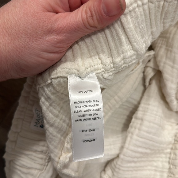 Cream gauzy beach capris from Stitch Fix XL Market and Spruce - Picture 6 of 7